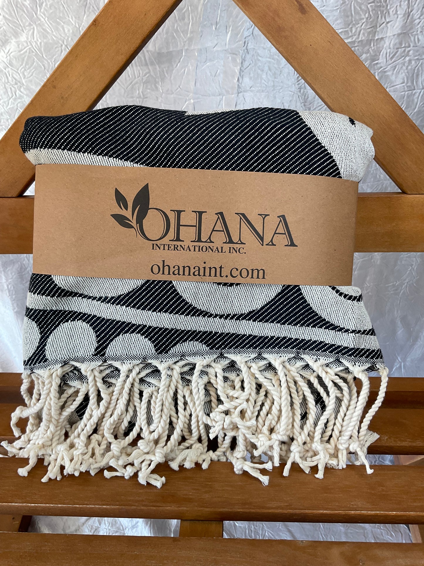 Mandala Flower, Reversible - Knit Turkish Cotton Towel - 2 Colors